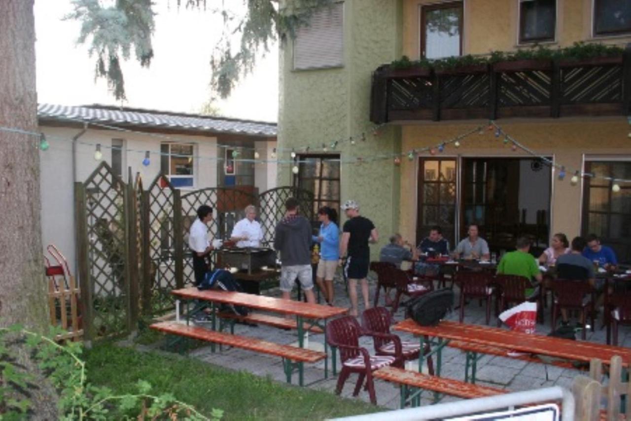 Landgasthof Zur Krone Krautheim Esterno foto